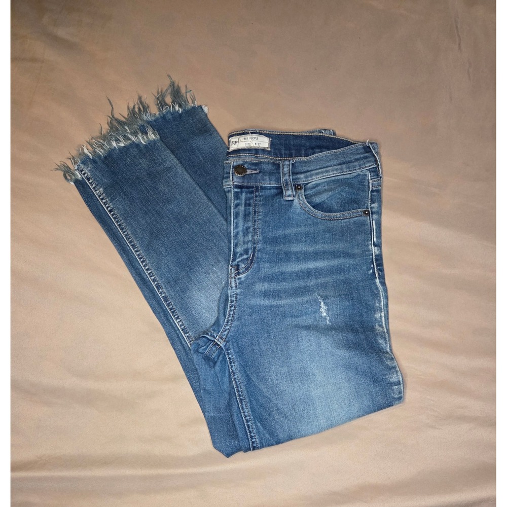 Free People Skinny Jeans Size 27 Medium Wash Distressed Raw Hem